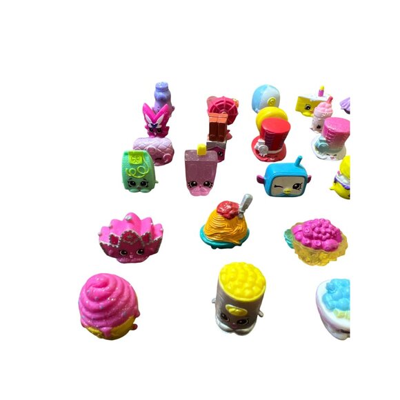 Shopkins Lot of 60 Pieces Ice Cream Truck Packages Mini Figures Mixed - Picture 5 of 10